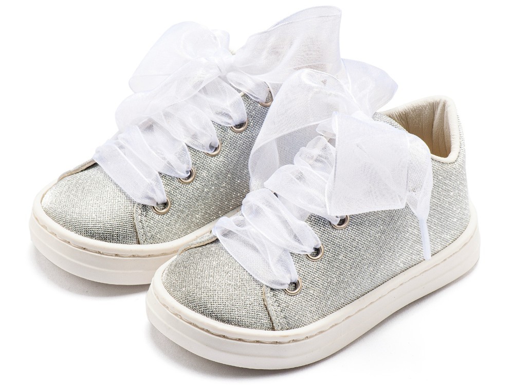 Sneaker απο Ύφασμα και Δέσιμο Κορδέλα 