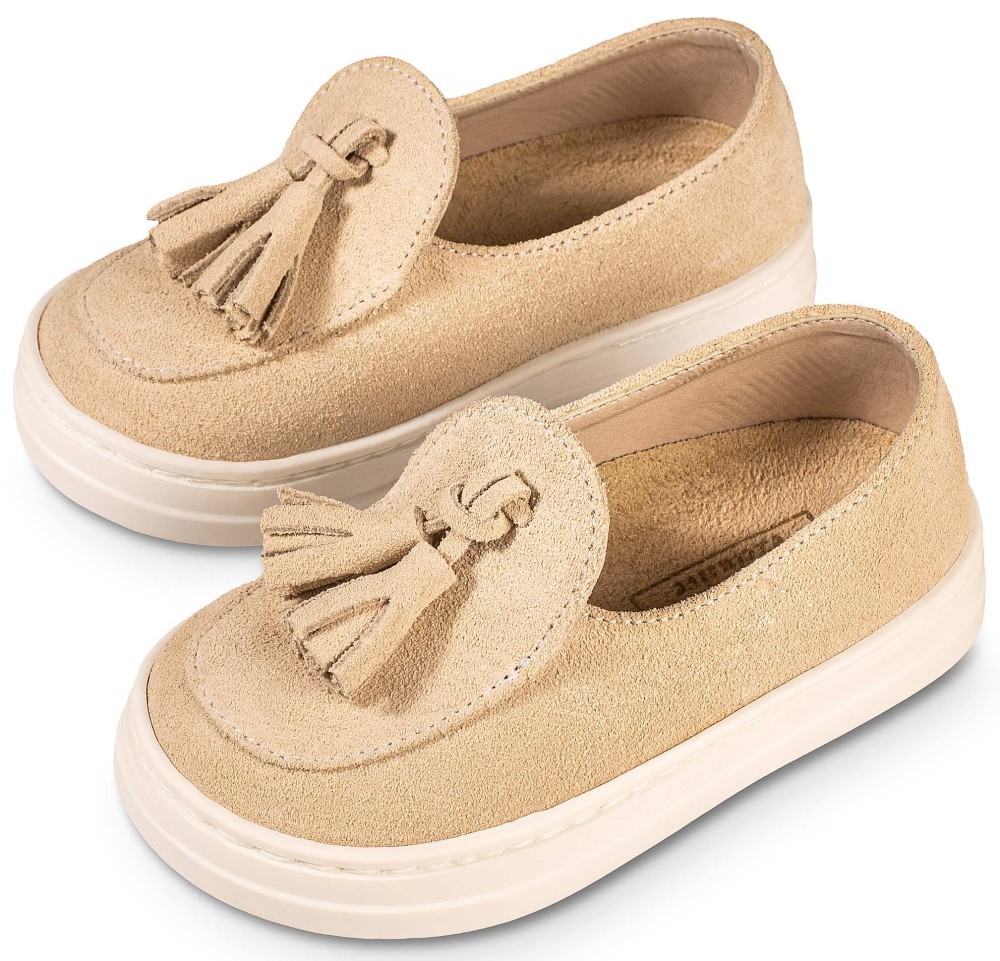 Καστόρινα Loafers με Φουντάκια