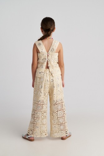 Two In A Castle Σετ Εκρού τοπ και παντελόνι κροσέ Σαντορίνη